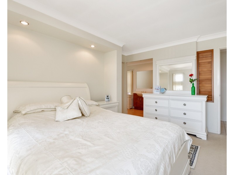 12 Eastern Rise, Little Mountain QLD 4551