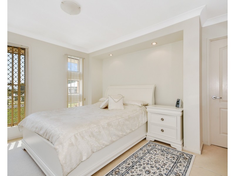 12 Eastern Rise, Little Mountain QLD 4551