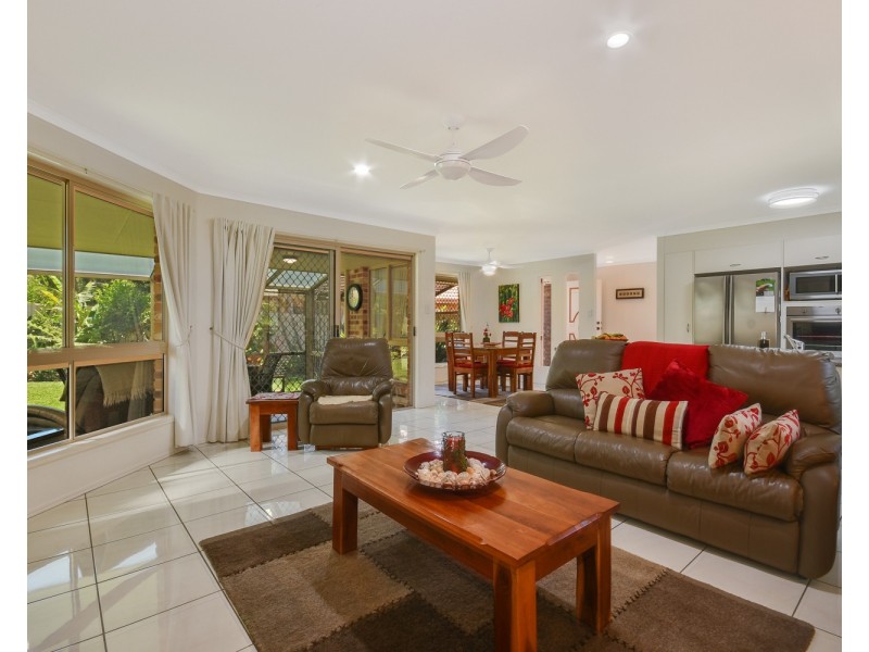 4  Tibouchina Place, Currimundi QLD 4551