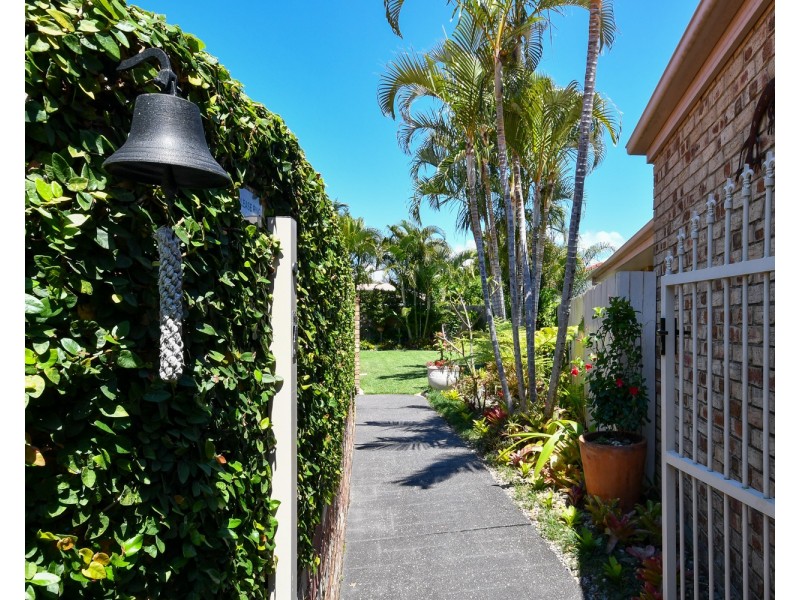 4  Tibouchina Place, Currimundi QLD 4551