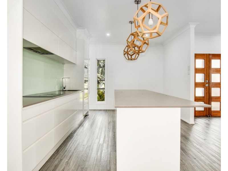 7 Birch Street, Caloundra West QLD 4551