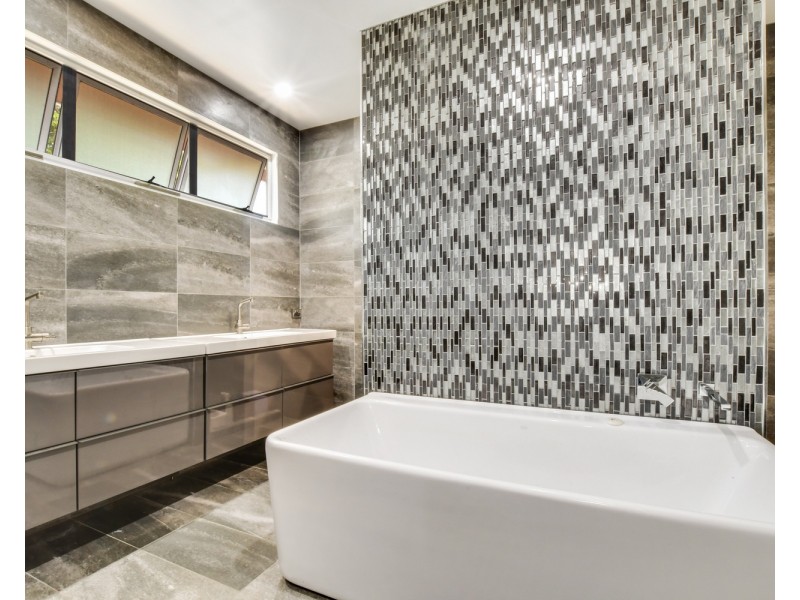 7 Birch Street, Caloundra West QLD 4551