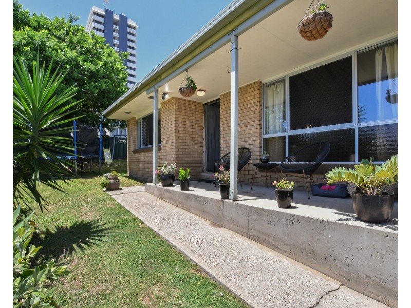 2/3 Beausang Street, Caloundra QLD 4551