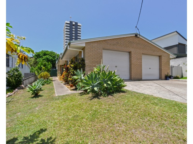 2/3 Beausang Street, Caloundra QLD 4551