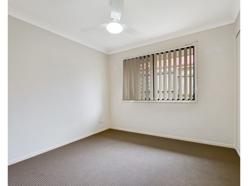 15 Anglia Place, Little Mountain QLD 4551