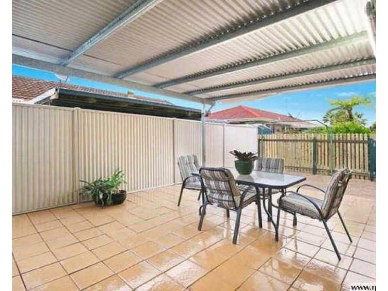 51/2  Longwood Street, Minyama QLD 4575