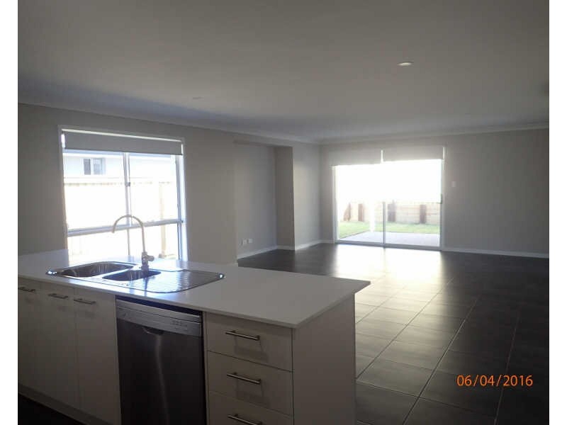 45  Wilderness Circuit, Little Mountain QLD 4551