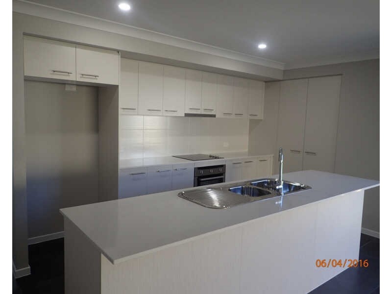 45  Wilderness Circuit, Little Mountain QLD 4551