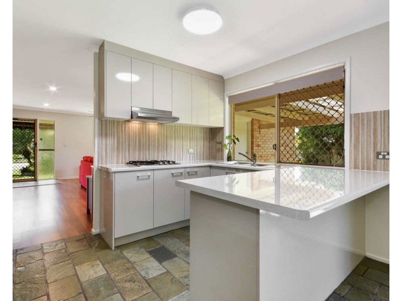 15 Spinnaker Boulevard, Wurtulla QLD 4575