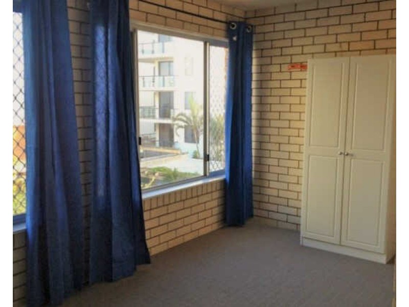 2/16  Moreton Parade, Kings Beach QLD 4551