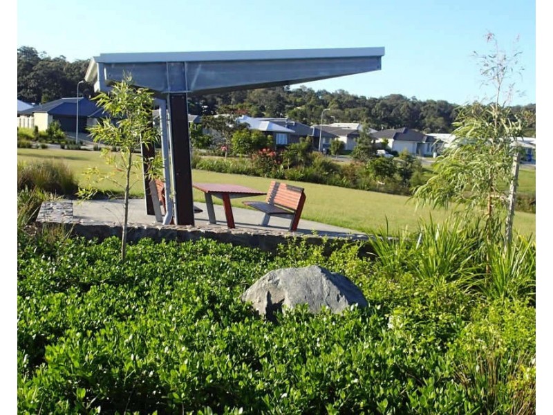 1/2  Jacana Avenue, Bli Bli QLD 4560