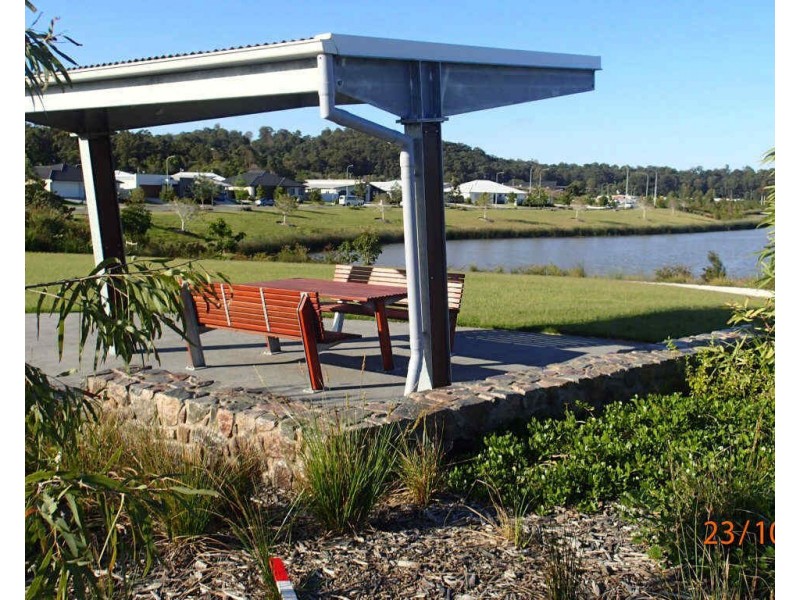 1/2  Jacana Avenue, Bli Bli QLD 4560