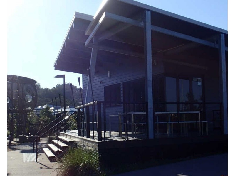 1/2  Jacana Avenue, Bli Bli QLD 4560