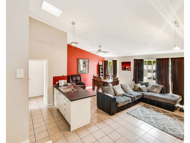 2/12 Rosewood Drive, Caloundra West QLD 4551