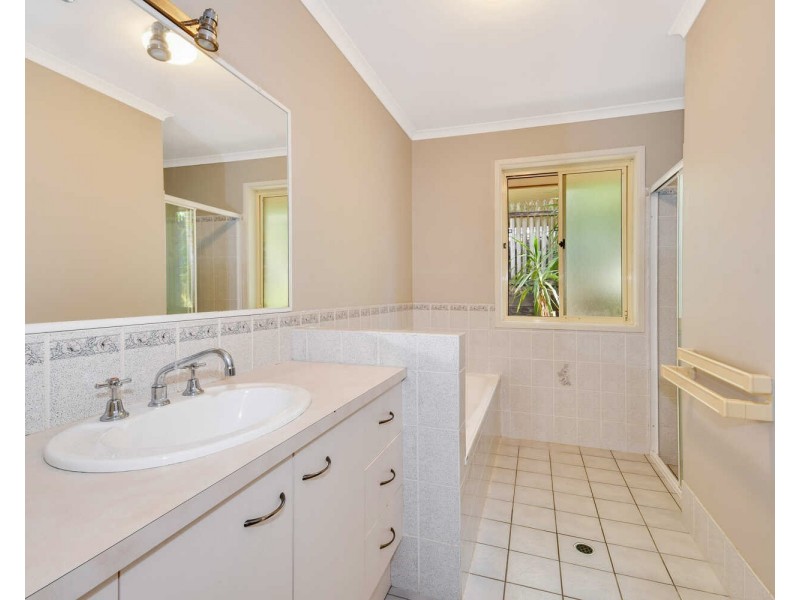 2/12 Rosewood Drive, Caloundra West QLD 4551