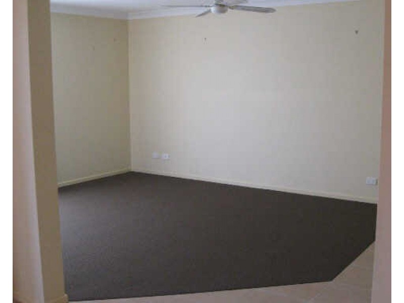 3 Heatherdale Court, Little Mountain QLD 4551