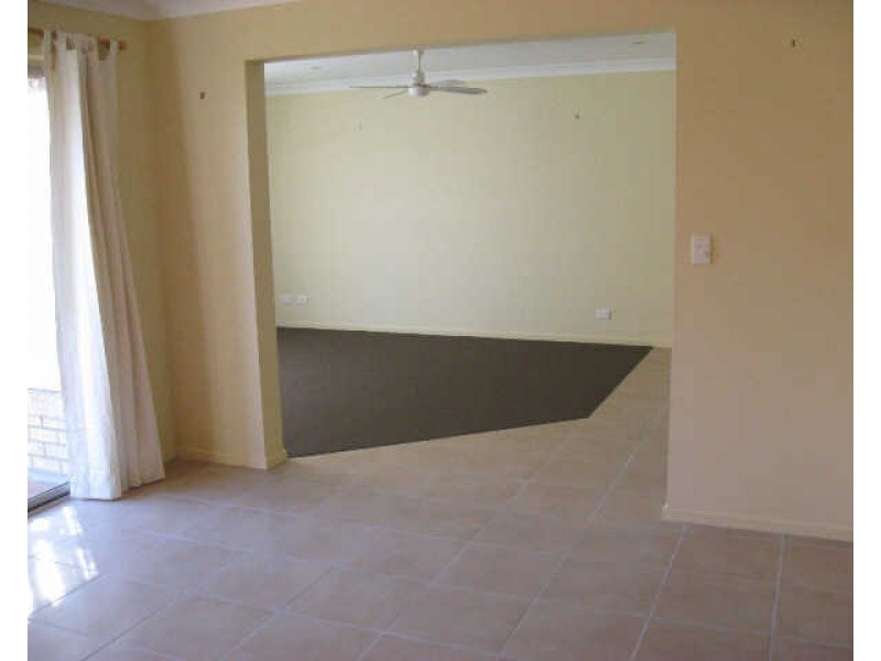 3 Heatherdale Court, Little Mountain QLD 4551