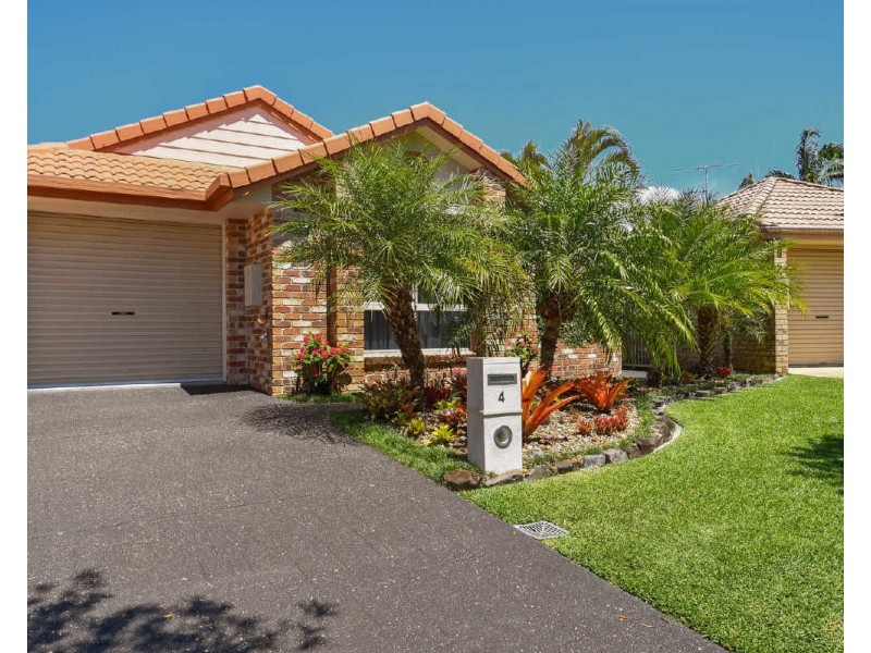 4  Tibouchina Place, Currimundi QLD 4551