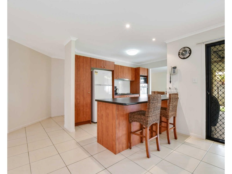 14 Vector Place, Little Mountain QLD 4551