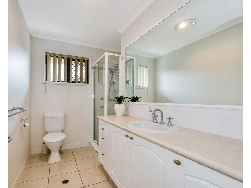 14 Vector Place, Little Mountain QLD 4551