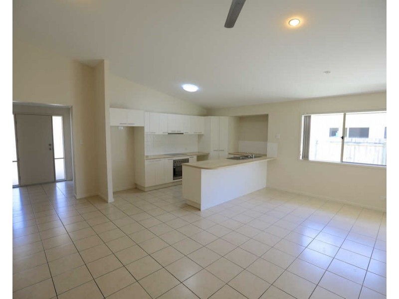 10 Stavewood Street, Meridan Plains QLD 4551