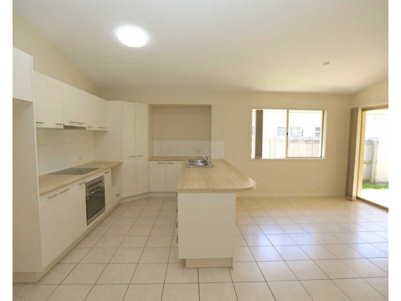 10 Stavewood Street, Meridan Plains QLD 4551