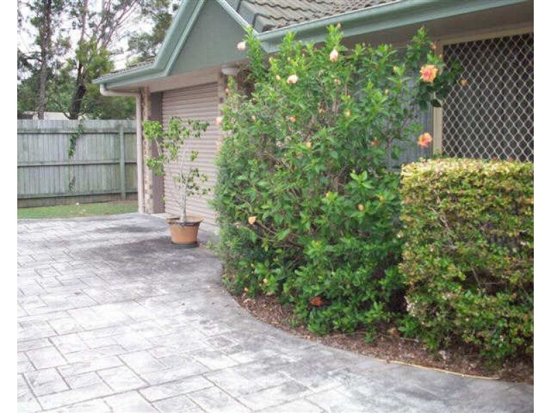 8/100  Beerburrum Street, Battery Hill QLD 4551