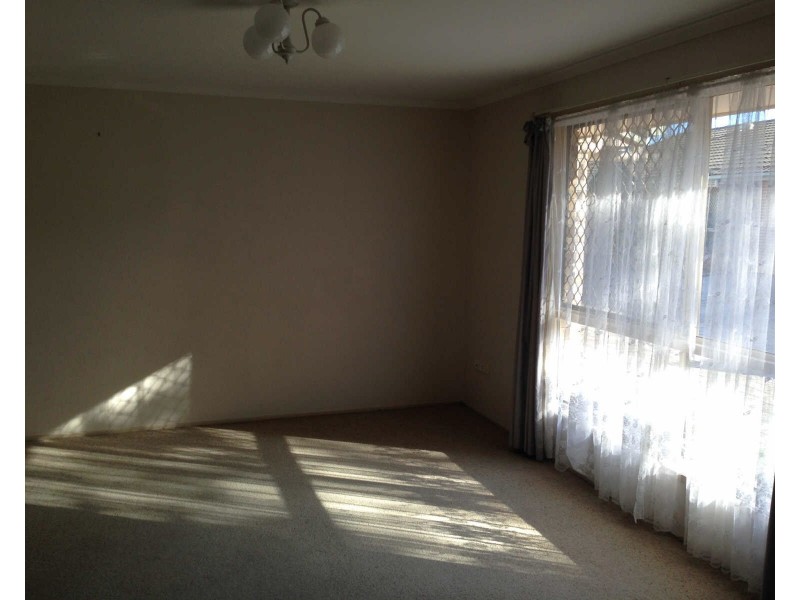 8/100  Beerburrum Street, Battery Hill QLD 4551