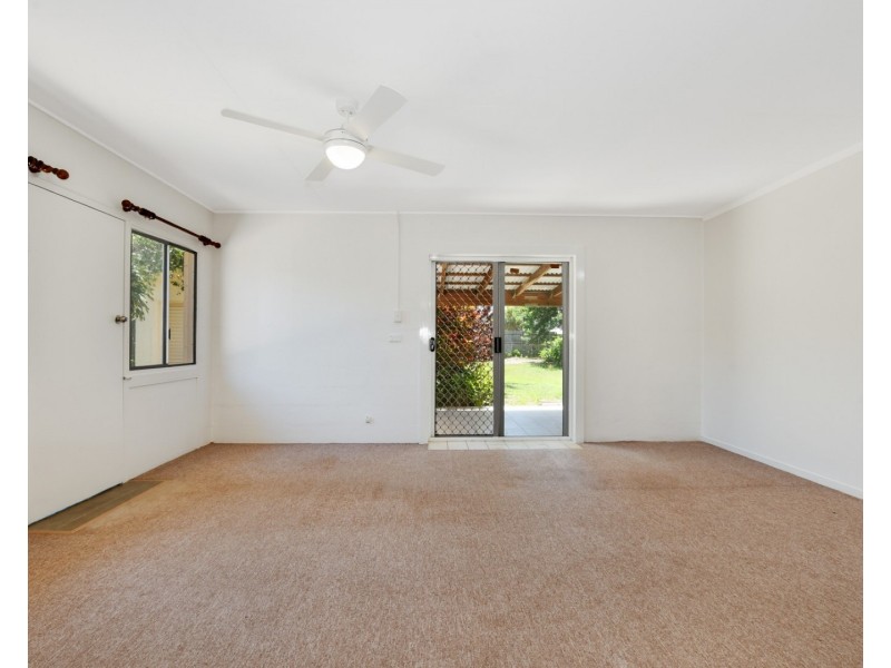 9  Flinders Street, Currimundi QLD 4551