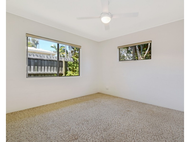 9  Flinders Street, Currimundi QLD 4551