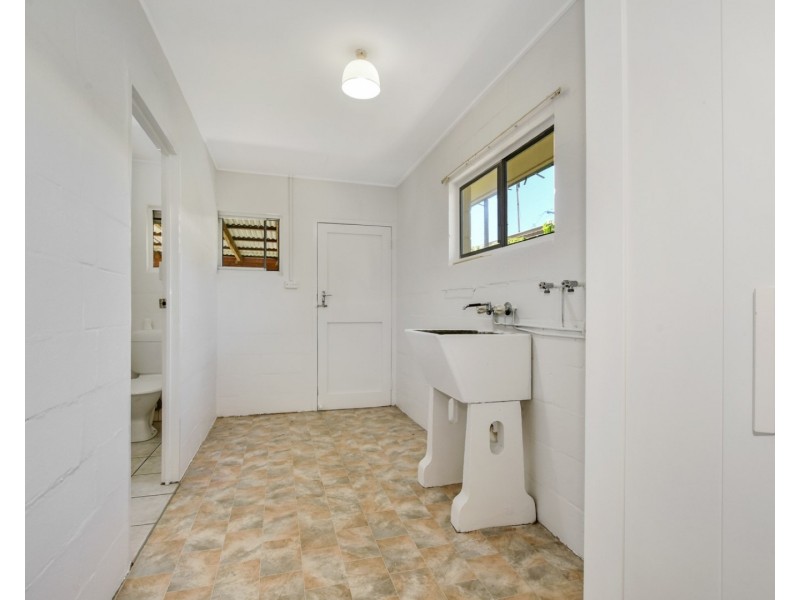 9  Flinders Street, Currimundi QLD 4551