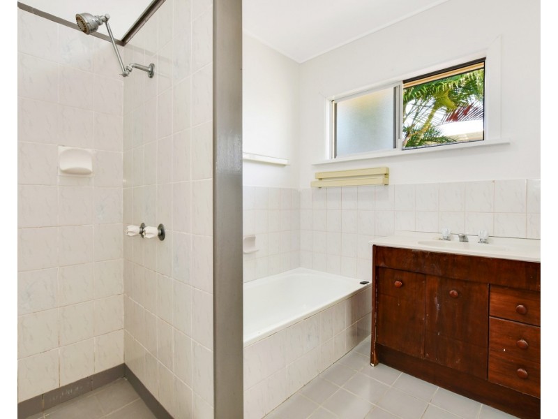 9  Flinders Street, Currimundi QLD 4551