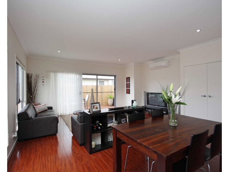 12 Feathertop Circuit, Caloundra West QLD 4551