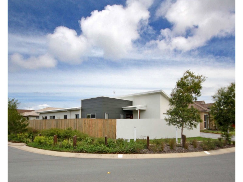 12 Feathertop Circuit, Caloundra West QLD 4551