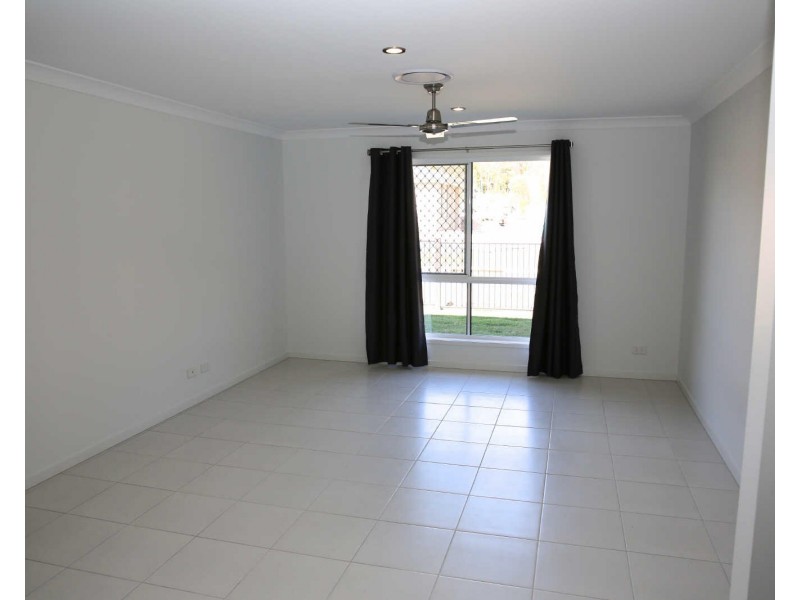 17  Parkview Drive, Little Mountain QLD 4551
