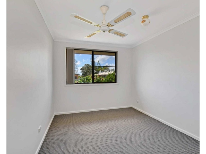 71 Anning Avenue, Golden Beach QLD 4551
