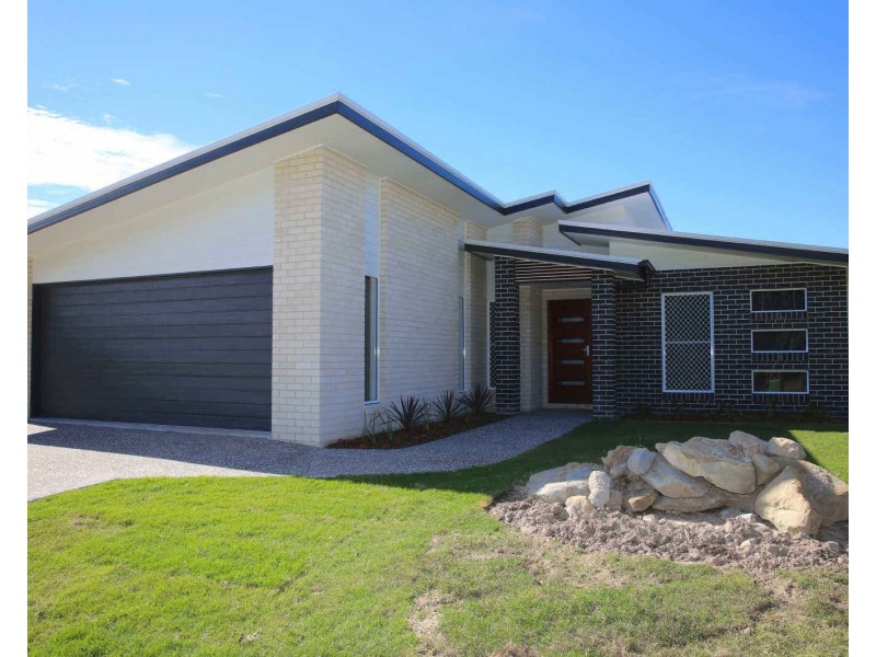 17  Parkview Drive, Little Mountain QLD 4551