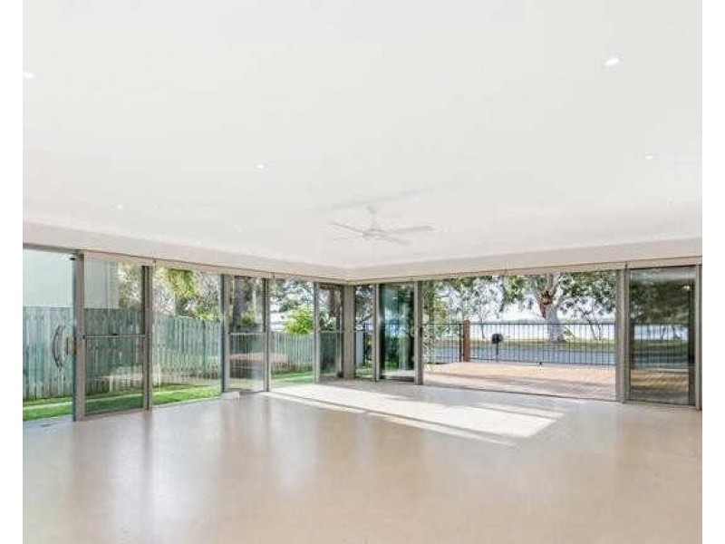 170  Esplanade, Golden Beach QLD 4551