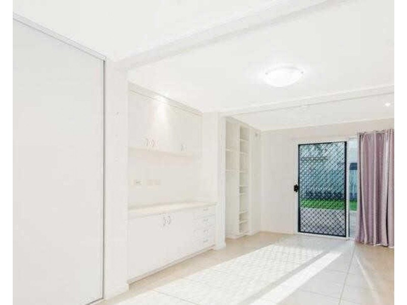 170  Esplanade, Golden Beach QLD 4551