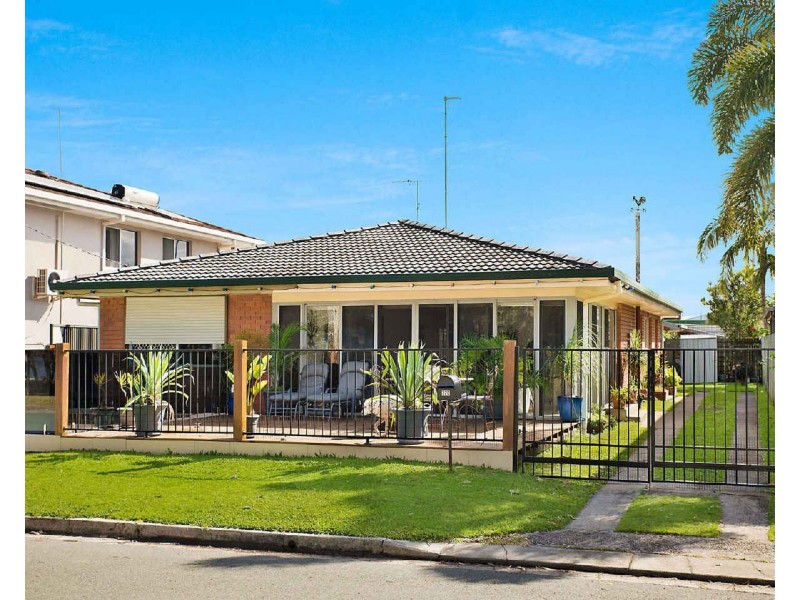 170  Esplanade, Golden Beach QLD 4551