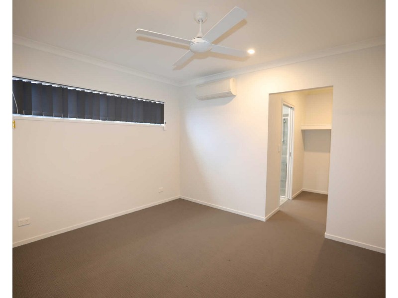 20  Rosseau Street, Bells Creek QLD 4551