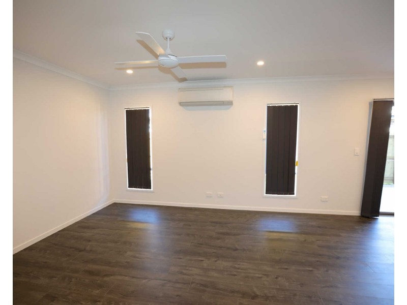 20  Rosseau Street, Bells Creek QLD 4551