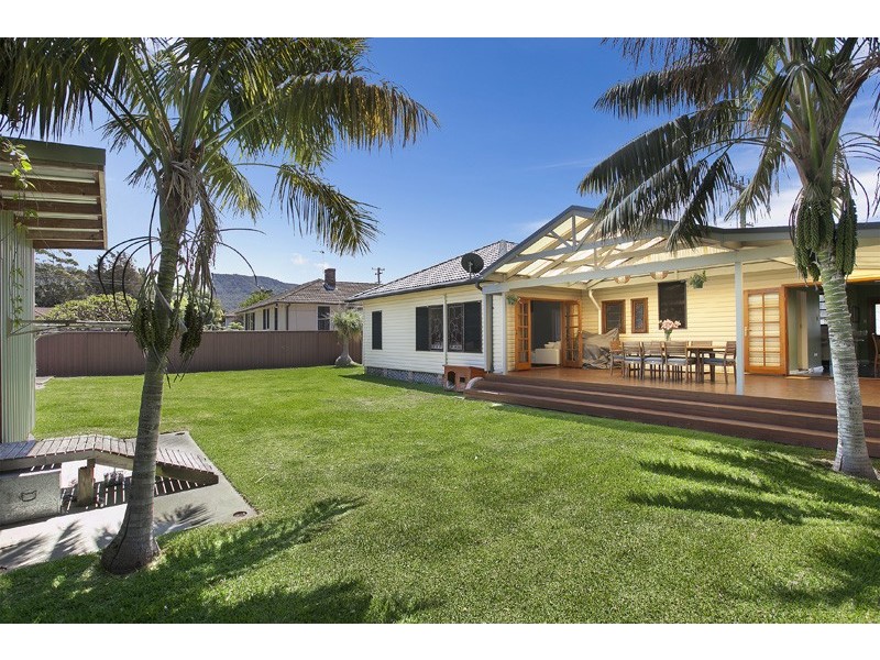 41 Davidson Avenue, Woonona NSW 2517