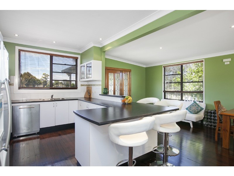 41 Davidson Avenue, Woonona NSW 2517