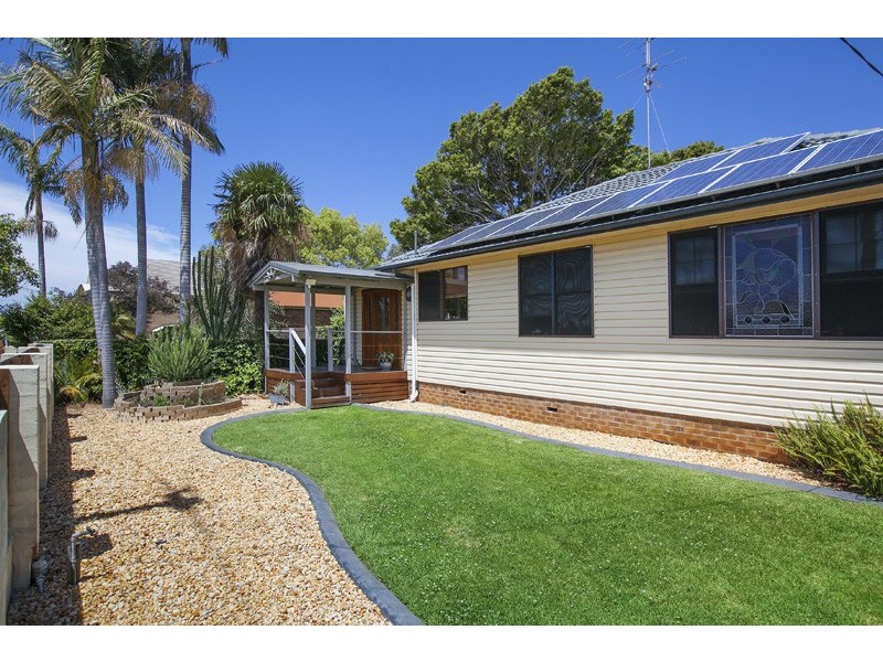 41 Davidson Avenue, Woonona NSW 2517