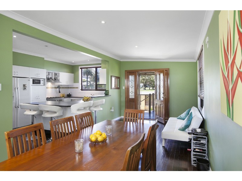 41 Davidson Avenue, Woonona NSW 2517