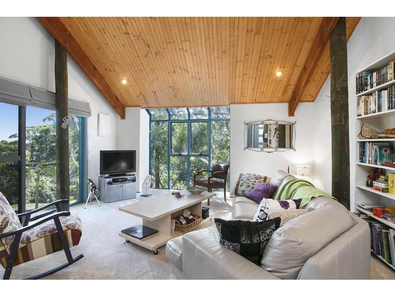 6 Sturt Place, Bulli NSW 2516