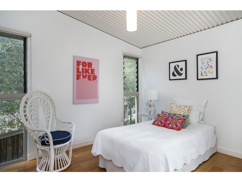 102 Phillip Street, Thirroul NSW 2515