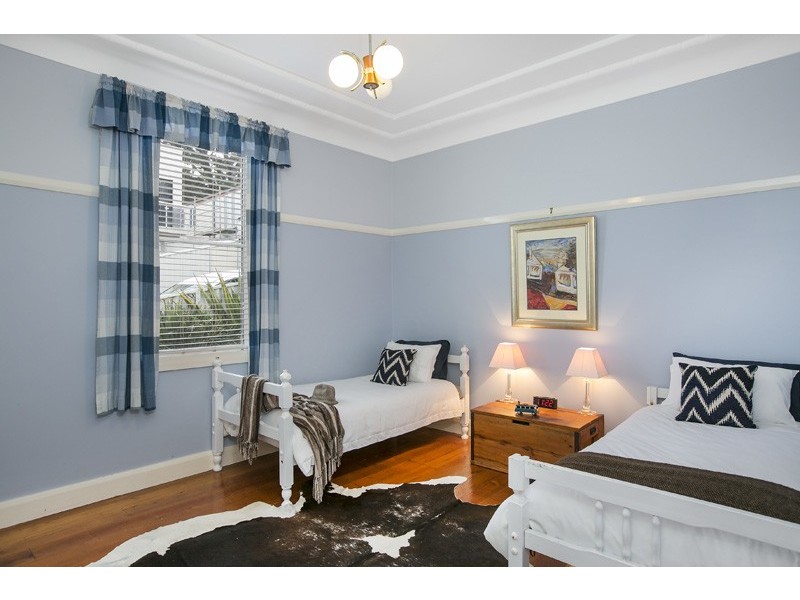 29 The Lookout, Thirroul NSW 2515