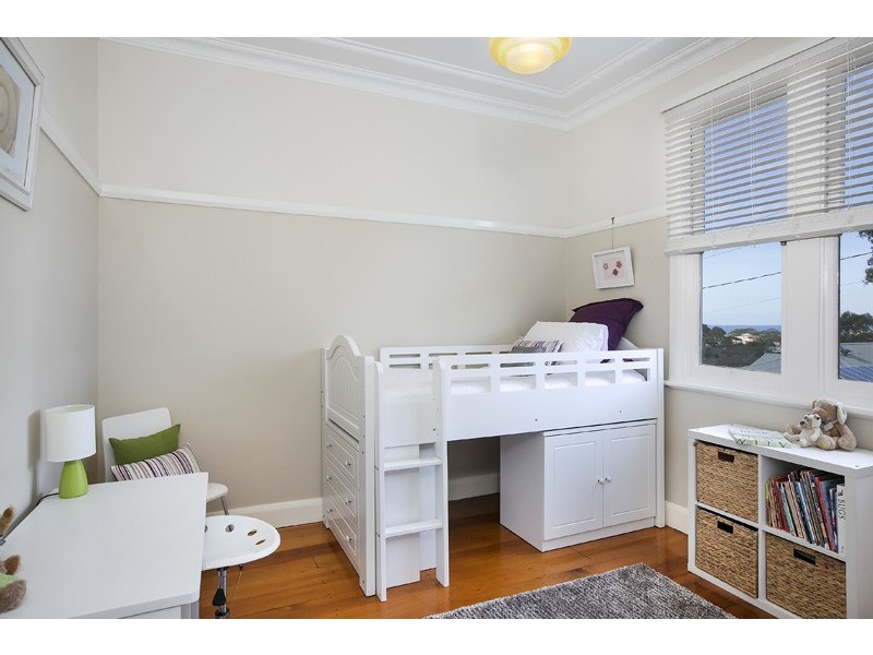 29 The Lookout, Thirroul NSW 2515